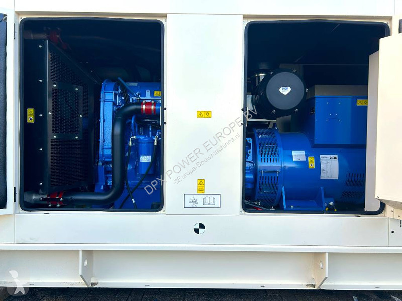 Stavebný stroj FG Wilson P605-3 - 605 kVA...