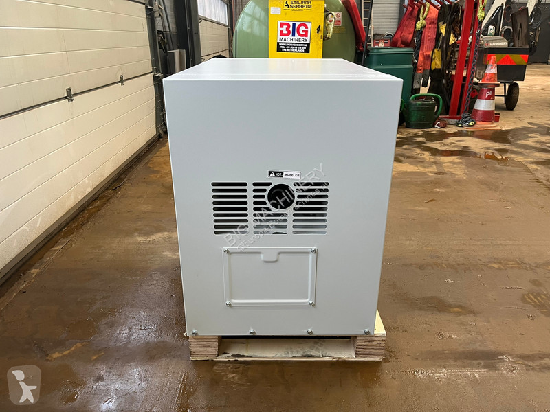 Stavebný stroj  PLD12000SE 10 kVA silent generator
