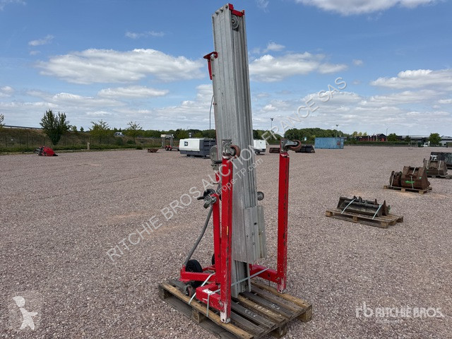 Utilaje de santier Genie  SLC-24
