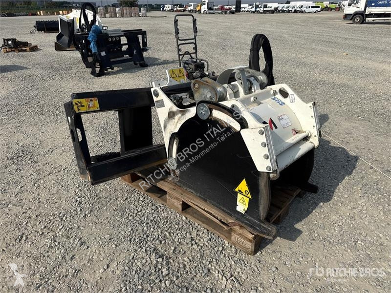 Будівельне обладнання Simex PL4520 Skid Steer...