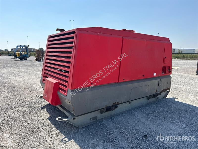Kaeser M250 Air Compressor (Inoperable)...