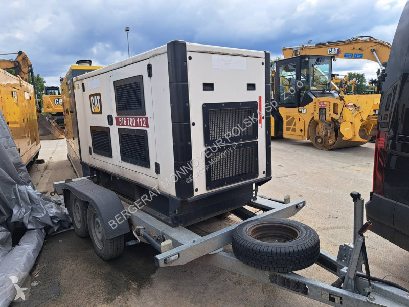 Material de obra Caterpillar DE110E3