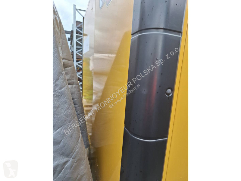 Vägbyggmaterial Caterpillar DE550E3