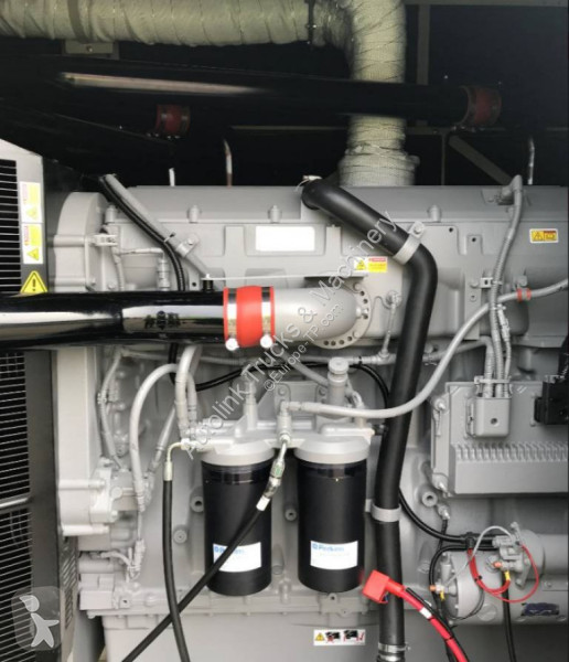 Entreprenørmaskiner Perkins  700 kVA