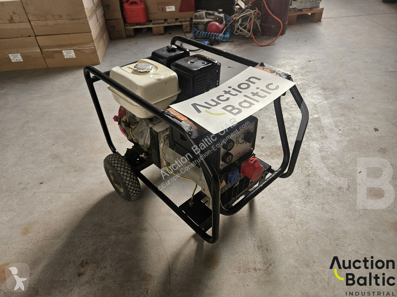 Sprzęt budowlany  WP220DCH
