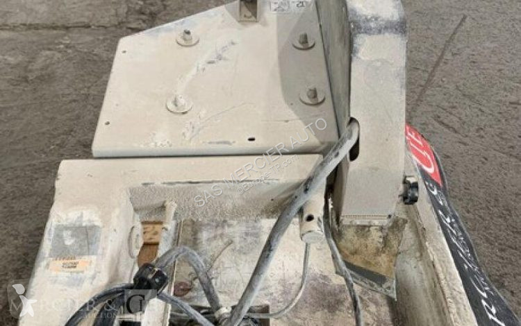 Mezzo da cantiere Husqvarna scie sur table