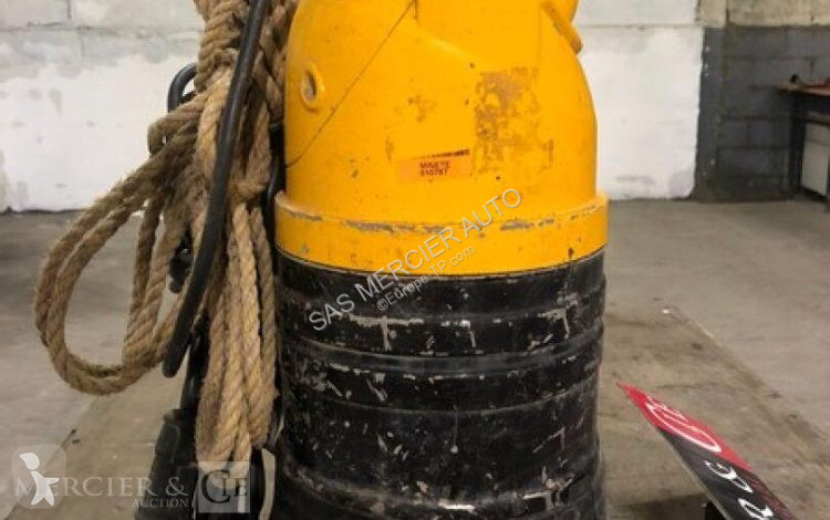 Matériel de chantier Grindex pompe immergee