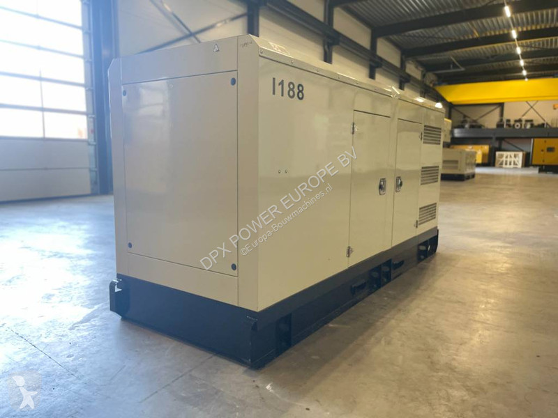 Materiaal voor de bouw Iveco NEF67TM4 - 188 kVA...