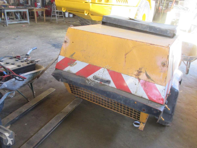 Utilaje de santier Atlas Copco  YA3