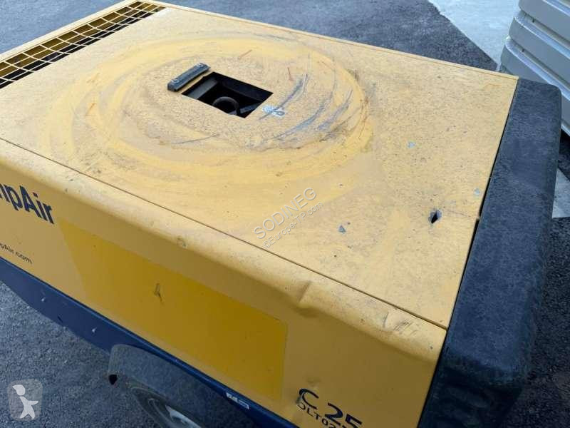 Material de obra Compair  C25