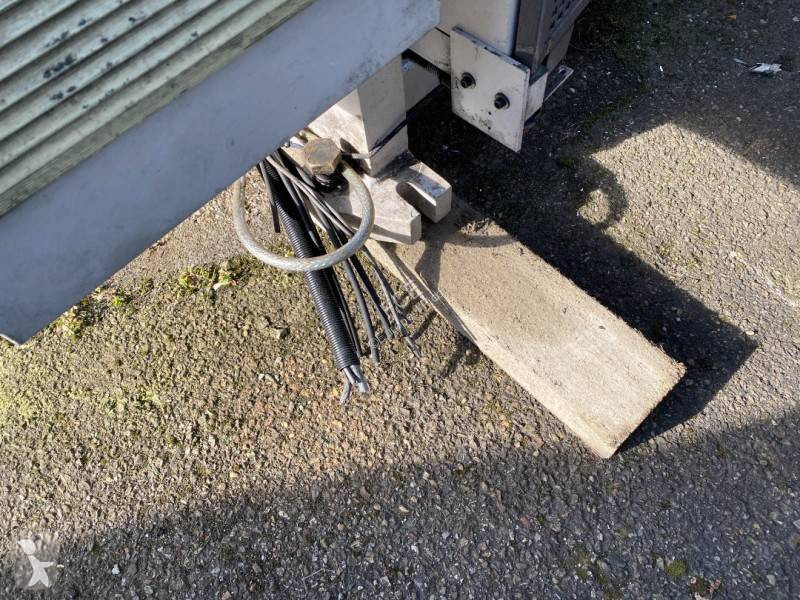 Entreprenørmaskiner Beyeler Presse/Plieuse PR6...