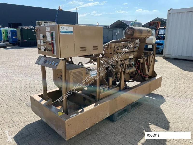 آلة لمواقع البناء Renault Leroy Somer 100 kVA...