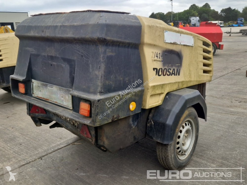 Matériel de chantier Doosan 741+
