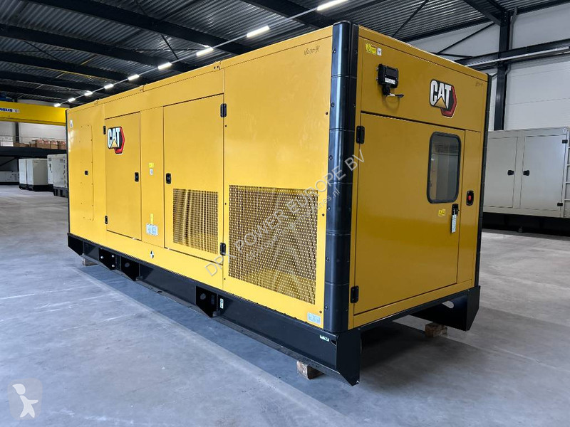 Material de obra Caterpillar DE715E0 - 715 kVA...