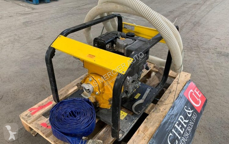 Materiaal voor de bouw  pompe de surface diesel