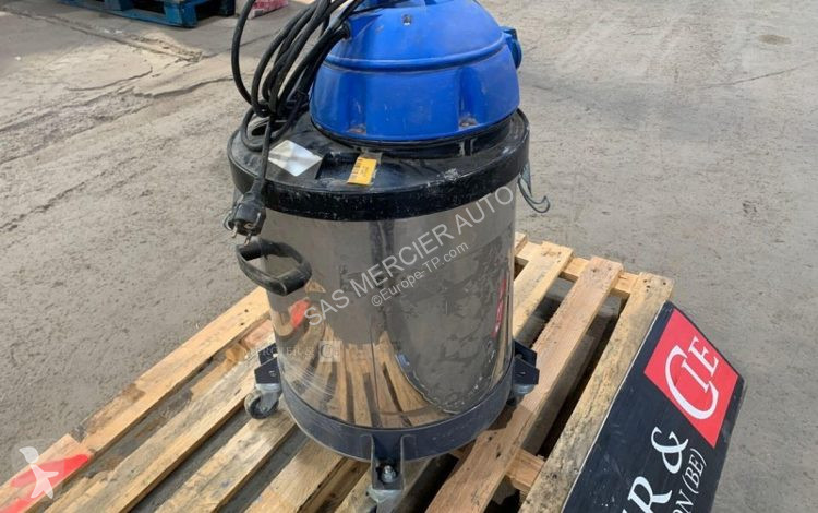 Mezzo da cantiere  aspirateur a poussieres fines