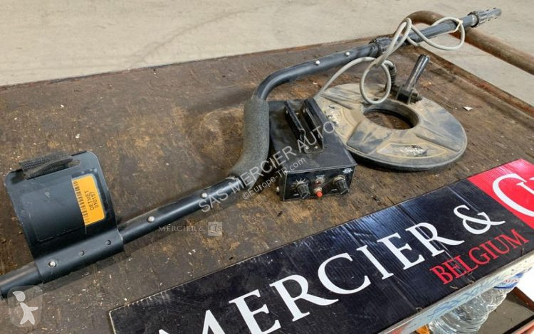 Utilaje de santier  detecteur de metaux sur...