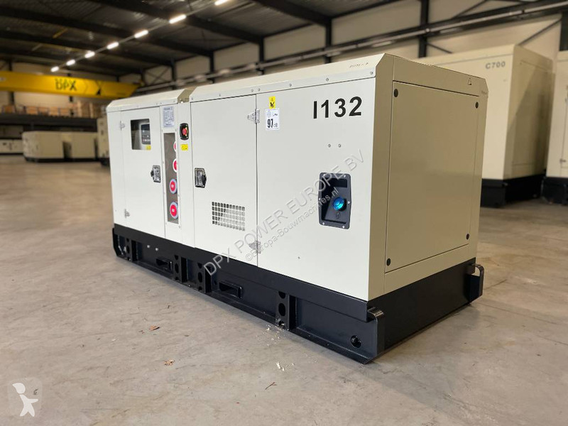 آلة لمواقع البناء Iveco NEF45TM3 - 132 kVA...