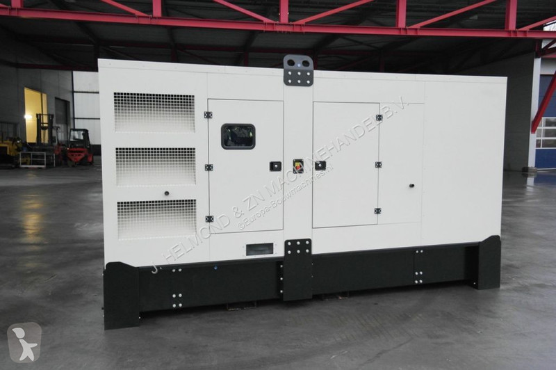 Stavebný stroj Volvo 654 kVA