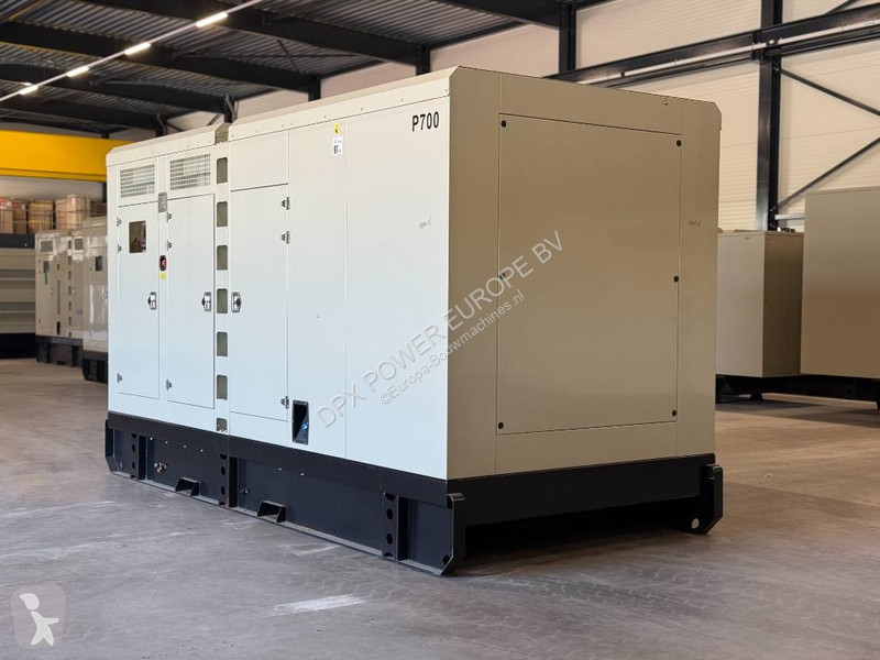 Stavebný stroj Perkins 2806D-E18TAG1A - 700 kVA...