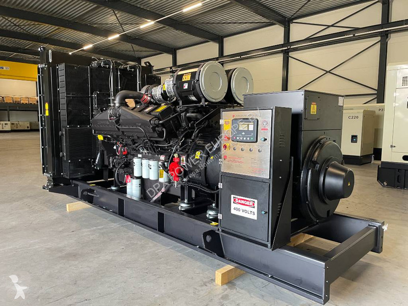Stavebný stroj Cummins KTA38-G5 - 1.100 kVA...