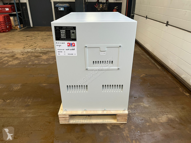 Stavebný stroj  PLD12000SE 10 kVA silent generator