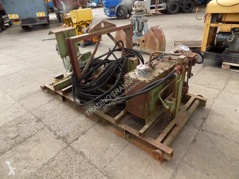 Stavebný stroj Atlas Copco 4 cillinder compressor