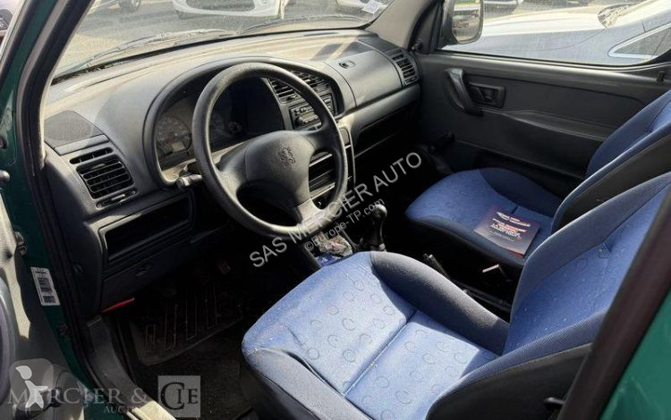 Stavebný stroj Peugeot