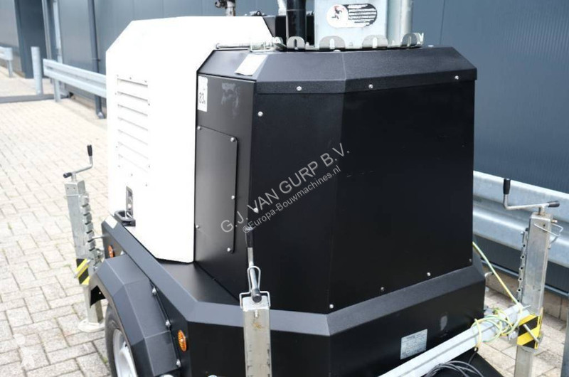 Utilaje de santier Generac V20 4x320W lichtmast...