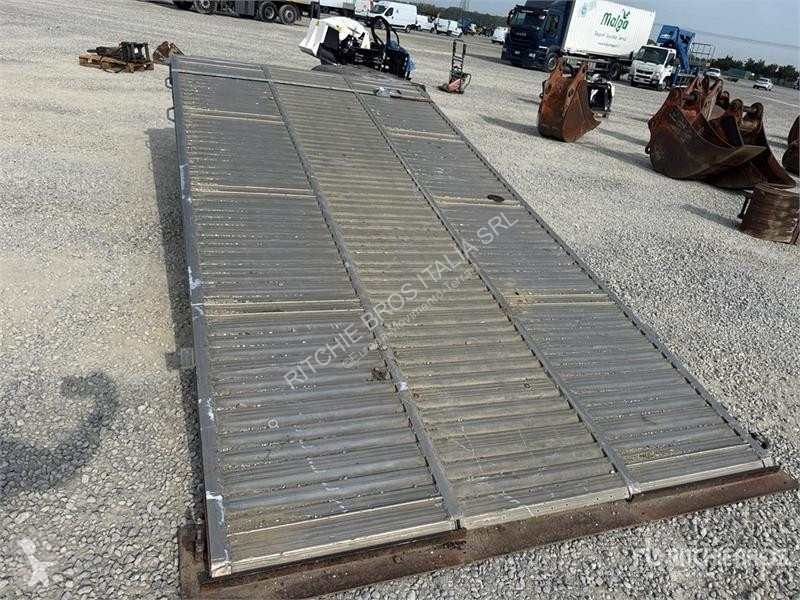 Будівельне обладнання CLM PL10000 Loading Ramp