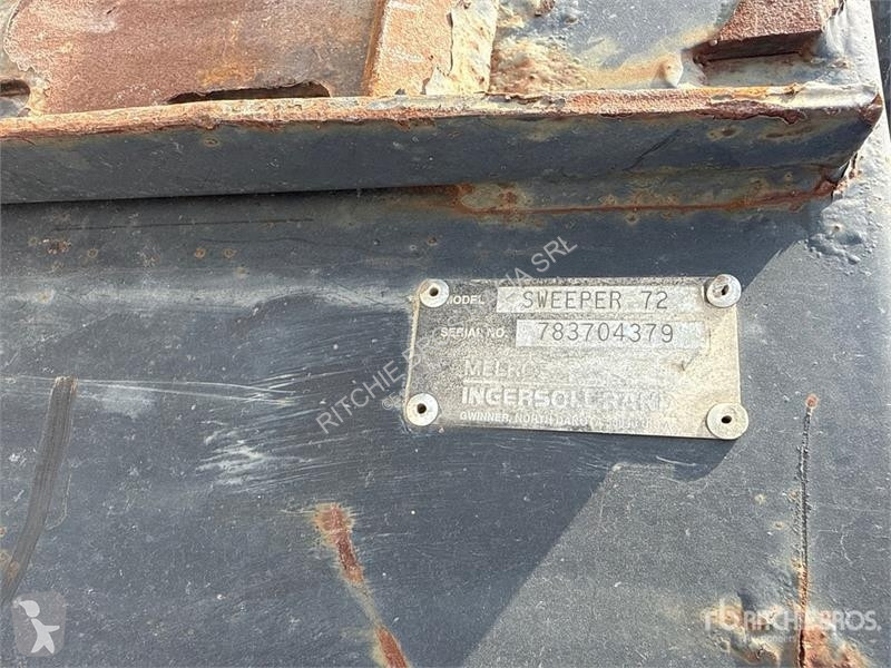 Будівельне обладнання Bobcat Sweeper 72 Skid...