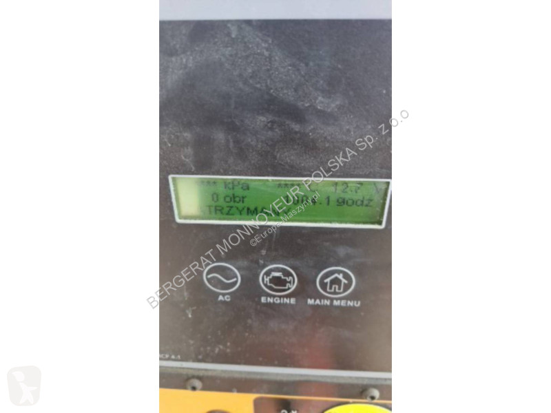 Material de obra Caterpillar DE110E3
