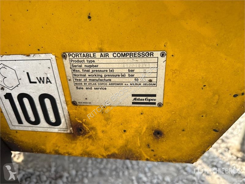 Vägbyggmaterial Atlas XAS45DD Air Compressor