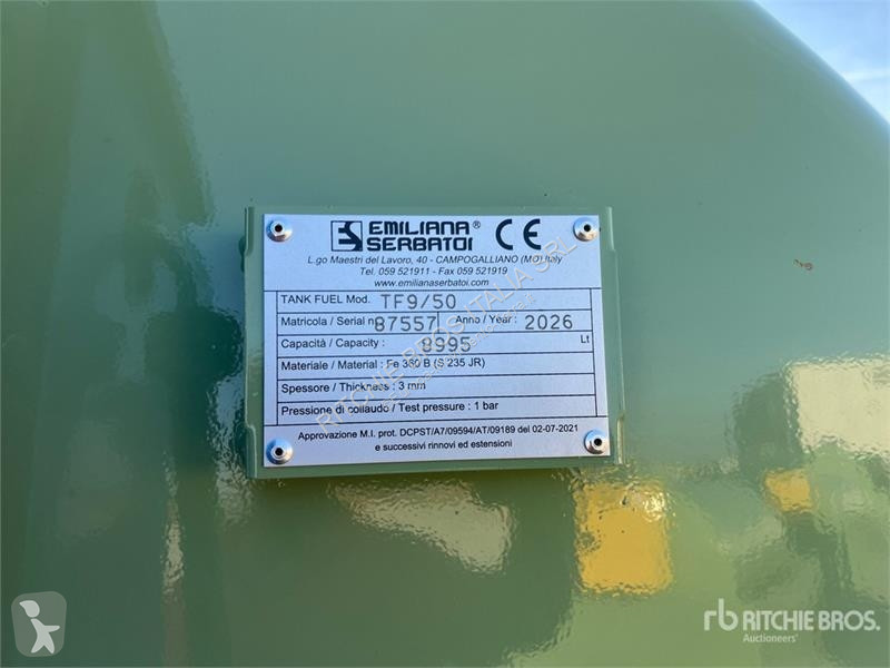 Material de obra Emiliana Serbatoi EU-TANK 9000...