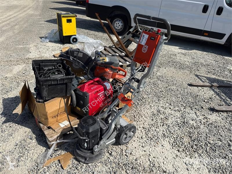 Materiaal voor de bouw  Qty of Hand Tools