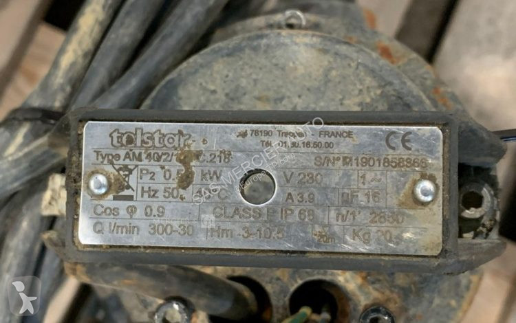 Matériel de chantier  pompe immergee