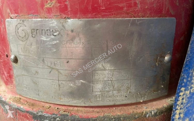 Matériel de chantier Grindex pompe immergee