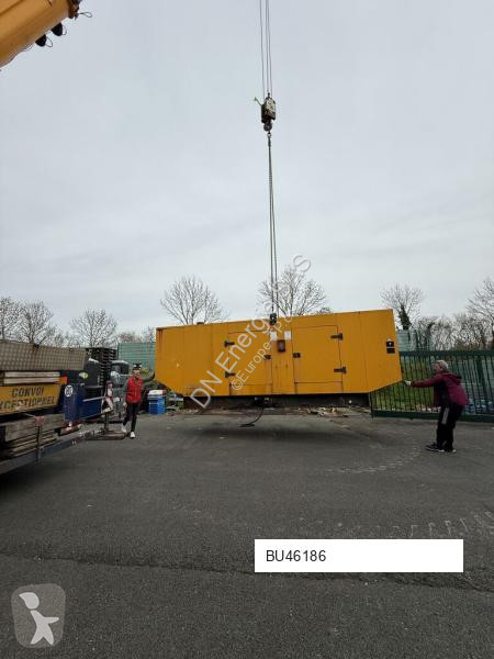 Matériel de chantier Caterpillar Rachat groupe...
