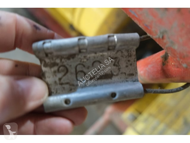آلة لمواقع البناء Dynapac CF67T