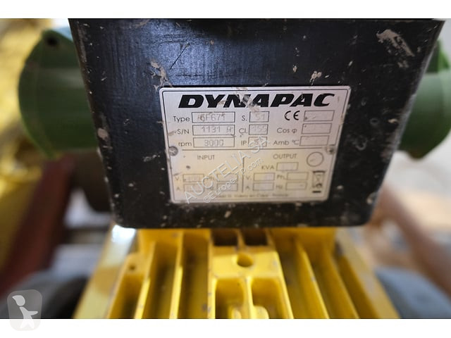 آلة لمواقع البناء Dynapac CF67T