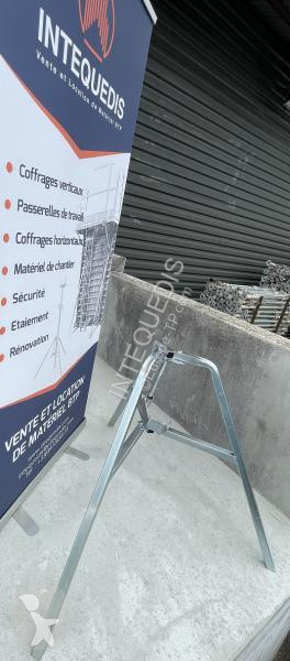 Matériel de chantier   TRÉPIED DE STABILISATION...