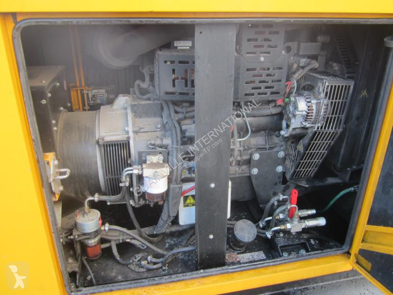 آلة لمواقع البناء SDMO  R44