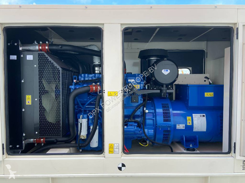 آلة لمواقع البناء FG Wilson P300-5 - 300 kVA...
