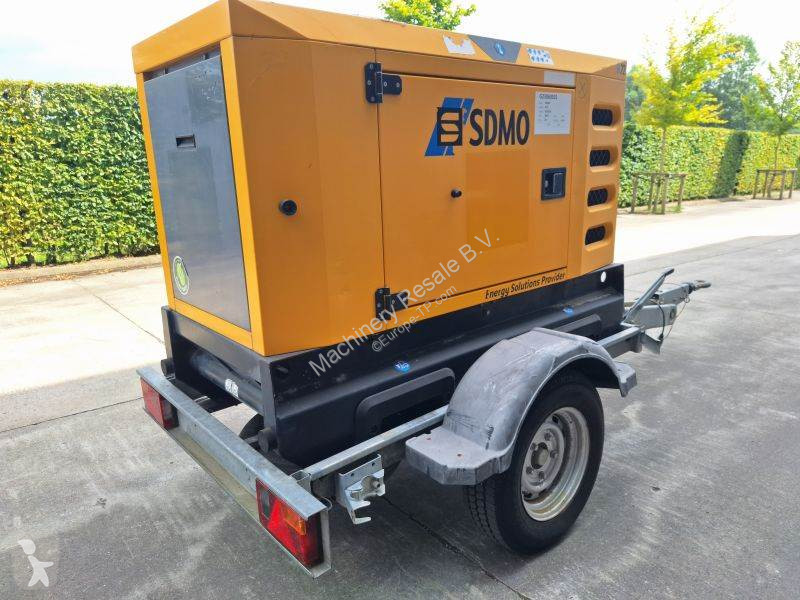 Entreprenørmaskiner SDMO R 22 C3