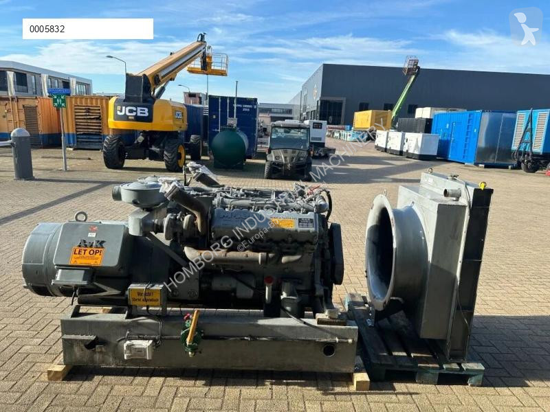 Stavební vybavení MAN D2858 MT AvK 250 kVA...