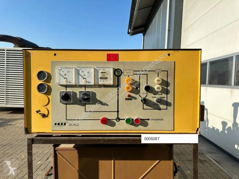Stavební vybavení MAN D2530 MTE unelec 220 kVA...