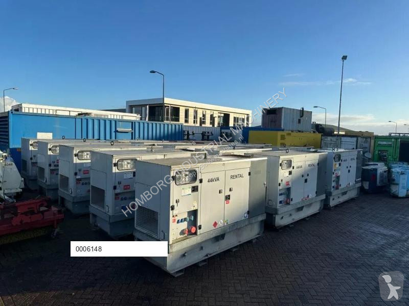 آلة لمواقع البناء Europower EPUS44TDE Kubota...