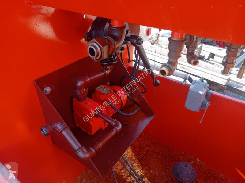آلة لمواقع البناء Renault  275kva