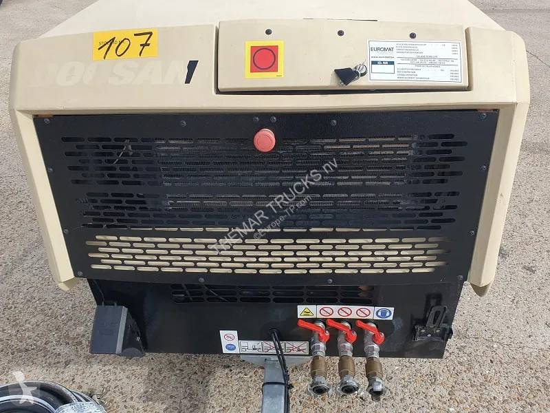 Stavební vybavení Doosan Compressor - 509 uren...