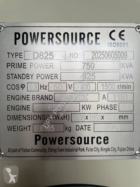 Stavebný stroj Hyundai DP222LC - 825 kVA...